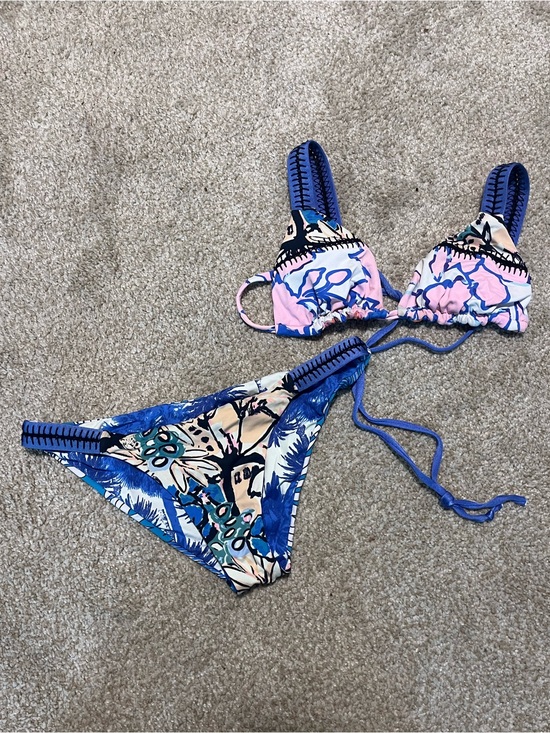 Maaji Other - Maaji Reversible Embroidered Sliding Triangle Bikini Set Size Small